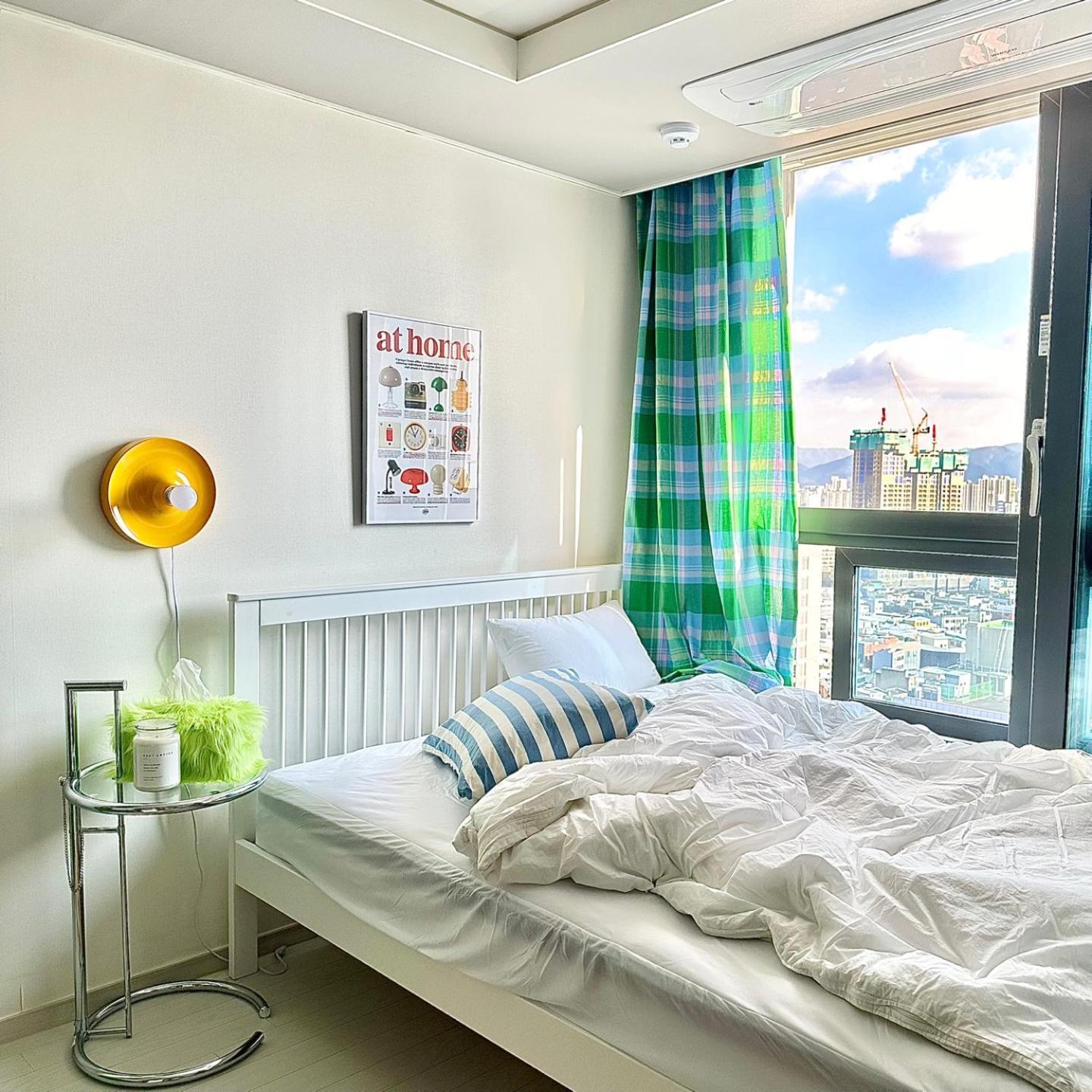 Ferienwohnung Dongseongro Meomoom Daegu Zimmer foto